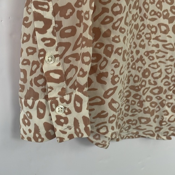 Pure Collection Women’s Silk Leopard Print Button Down Blouse Size 4 - Picture 7 of 7